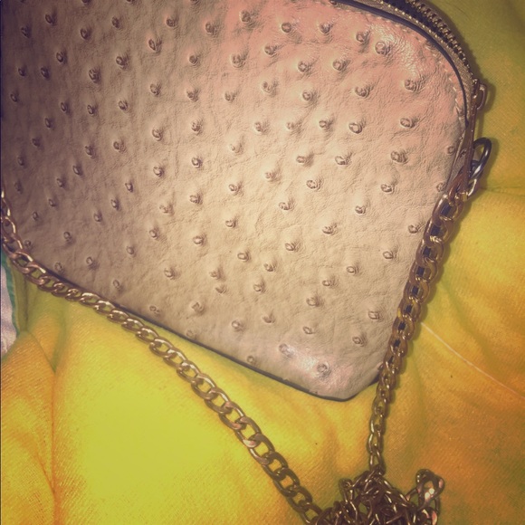 Purse - Picture 1 of 3